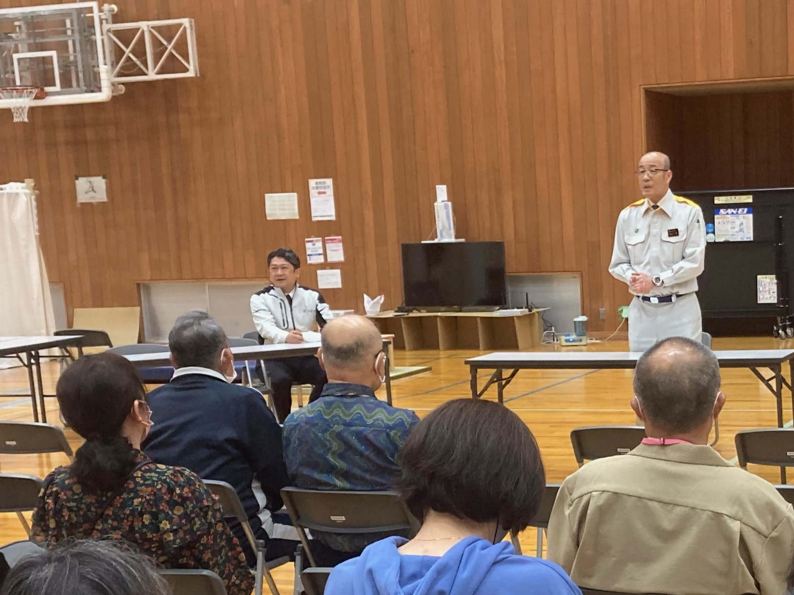 輪島市長が本市避難所を訪問